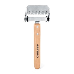 ARTERO NATURE TAIPUVA ZEUS DE-SHEDDER - POHJAVILLAN JA IRTOKARVANPOISTAJA